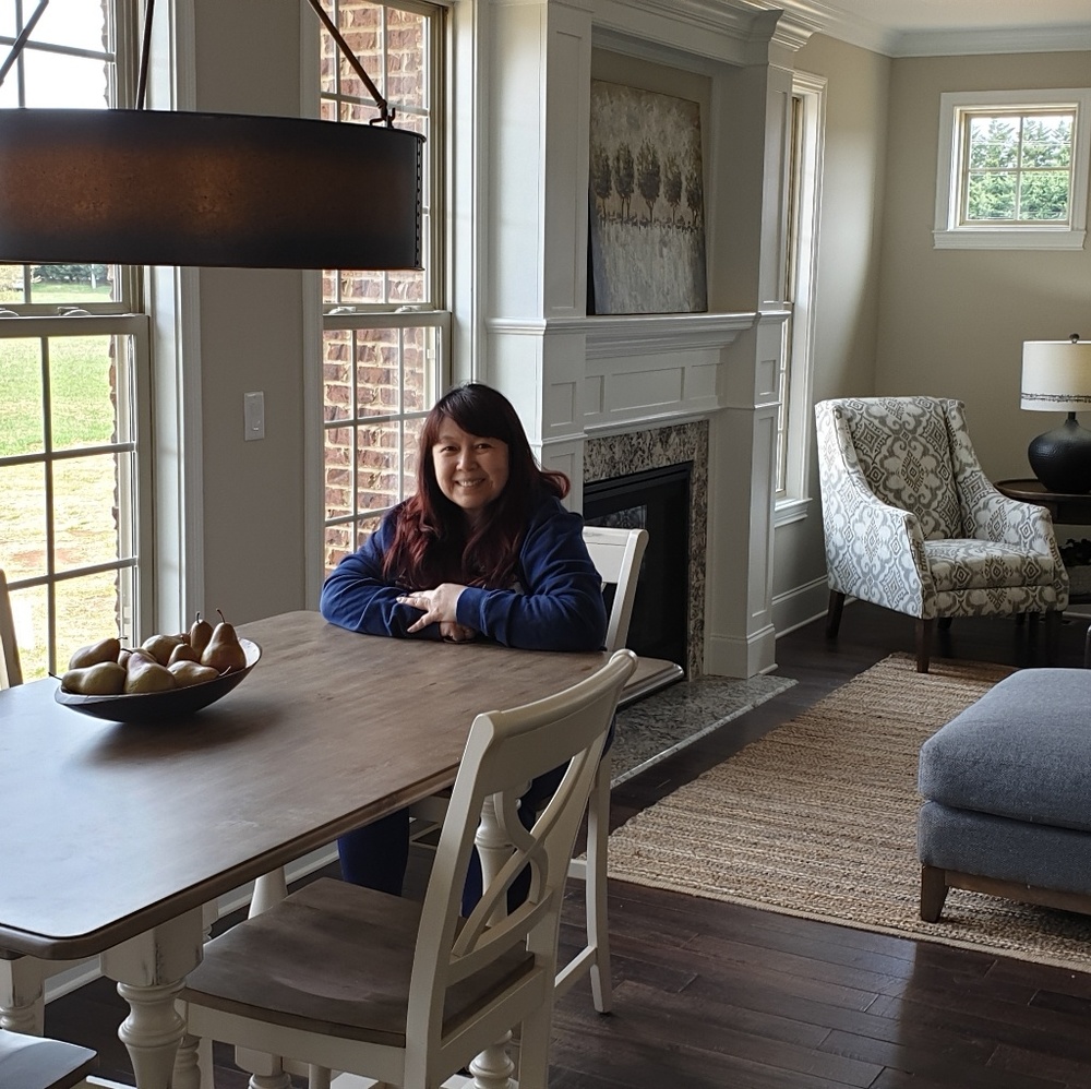 Meet your Posher, Nina chong - Picture 2 of 5